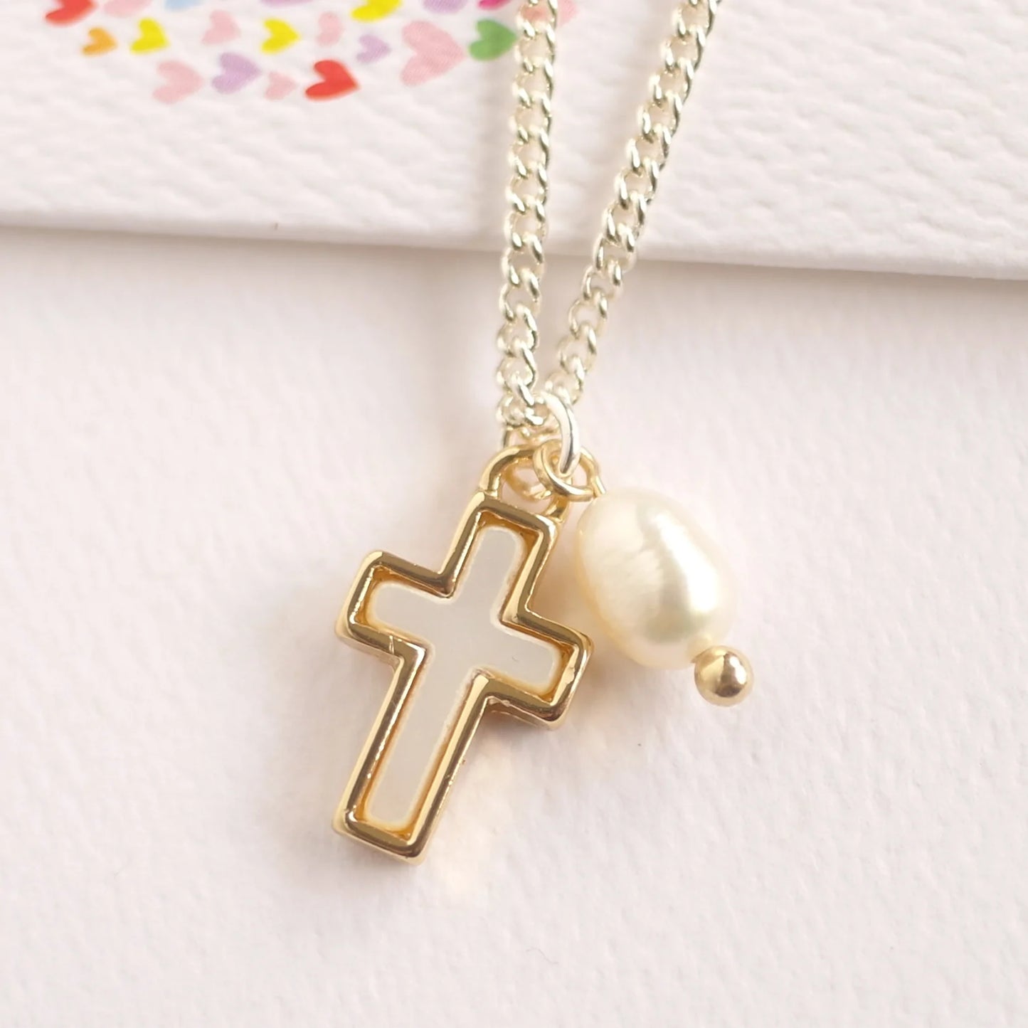 Cross Pendant Necklace with Pearl