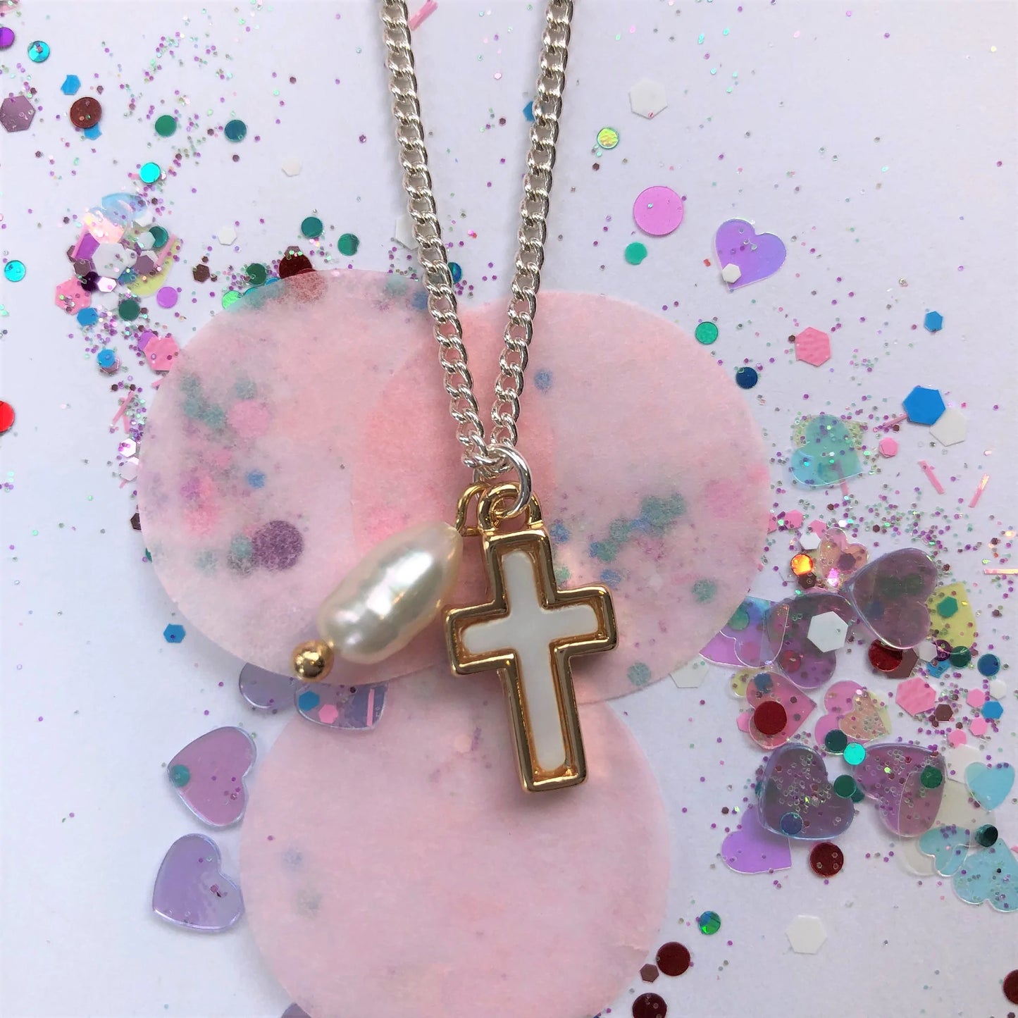 Cross Pendant Necklace with Pearl
